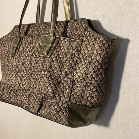 Coach Taylor carryall, snake print ,shoulder bag - Picture 2 of 11